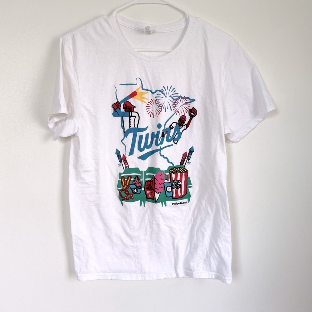 MN Twins artist t-shirt
